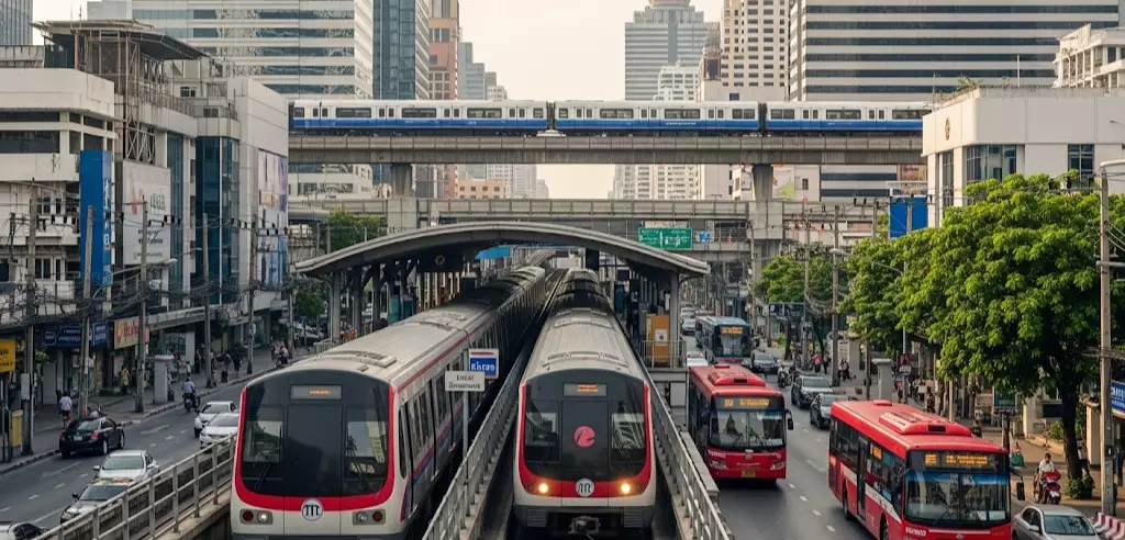 bts skytrain bangkok
